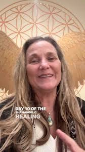 Lori Calderon's Instagram, Twitter & Facebook