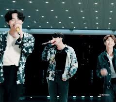 South korean groups bangtan boys, costumes. Taehyung Dear Class Of 2020 Bts V Microkosmos Kim Taehyung Taehyung V Taehyung