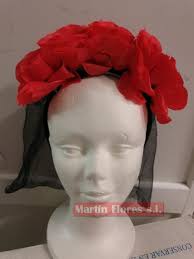 Diadema velo calavera catrina flores rojas en #sevilla #fiesta #Halloween
