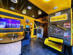 تتم عملية إنتاجها بعملية تنقيط المياه الساخنة إلى اسبريسو. 11 Container Cafe Photos Facebook