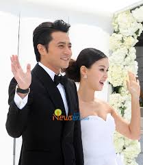 One brother (jang dong gun is older)blood type: Jang Dong Gun And Ko So Young Lavish Wedding Popseoul