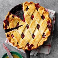 Berry Apple Rhubarb Pie Recipe In 2020 Apple Rhubarb Pie Favorite Pie Recipes Rhubarb Pie