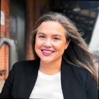 Kelli Koob's Instagram, Twitter & Facebook