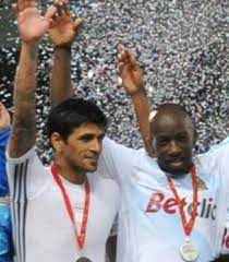 Lucho gonzález is an actor, known for fifa club world cup japan 2015 (2015), fútbol vivo (1997) and emirates cup 2013 (2013). Lucho Gonzalez Wikiwand