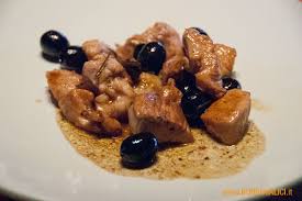 Cerca questo pin e molto altro su petti di pollo, bocconcini e straccetti di paola roggero. Burro E Alici Spezzatino Di Pollo Con Olive Nere E Aceto Balsamico