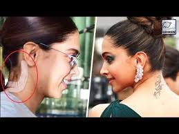 See more ideas about deepika padukone, deepika padukone saree, tattoos. Has Deepika Padukone Removed Her Ranbir Kapoor Tattoo à¤²à¤¹à¤° à¤—à¤ªà¤¶à¤ª Youtube