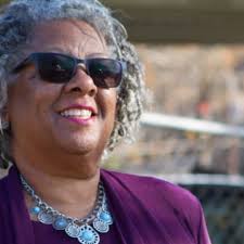 Stephanie Mills gonna say something tomorrow about Cynthia Erivo performing  Home