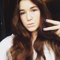 Audrey Binns's Instagram, Twitter & Facebook