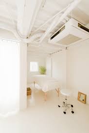 4階 特に小物にこだわった可愛い空間 ヘアサロン 代官山恵比寿 home furniture bed