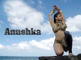 Anushka shetty hot scene edit (thigh show) from alex pandian. Anushka Shetty White Bikini 1024x768 Wallpaper Teahub Io