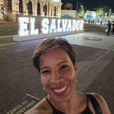 Hoy con gran orgullo presenté por primera vez algunas de las guías de  destinos producidas por @gruposarma en la fiesta de la hispanidad celebrada  por la @fbckissimmee luego de un servicio maravilloso