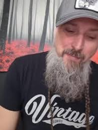 Kyle Dutcher's Instagram, Twitter & Facebook