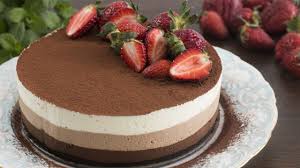 Topi dengan whipped cream atau topping ini adalah mousse cokelat tanpa telur yang dibuat dengan gelatin, krim, dan coklat. No Bake Triple Chocolate Mousse Cake Recipe Youtube
