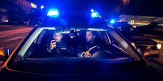 Die polizei hat am dienstag in leverkusen vier personen festgenommen. Leverkusen Schlebusch 57 Jahrige In Schlebusch Lebensgefahrlich Verletzt Tatverdachtiger 18 Festgenommen Rheinische Anzeigenblaetter De