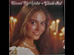 The norwegian soprano, sissel kyrkjebø (known as sissel), grew up with two older brothers in the house, eirik and bjørn. Original Versions Of Deilig Er Jorden By Sissel Kyrkjebo Secondhandsongs