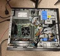 I can't find the pci cables to hook into the graphics card ...