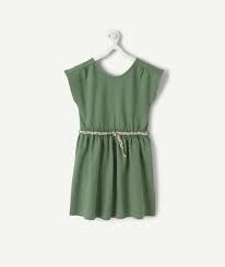 La Robe Vert Olive Avec Ceinture Tressee En 2020 Robe Verte Robe Idees De Mode