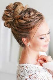 And when it comes to bun hairstyle, it is one of the loveliest hairstyle that isn't time consuming too! 55 Fun And Easy Updos For Long Hair Lovehairstyles Com