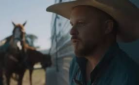 Cody Johnson Halts Show for Fan:This Isn't a Travis Scott Concert