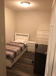 In general, apartments tend to be very low maintenance, and if you live in an apartment complex, you'll have access to all the amazing common space amenities. Apartment Mississauga Furnished Canada Booking Com