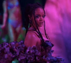 Pin On Celebrities Behind The Scenes