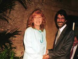 Tanti coloro che stanno ricordando milva in queste ore, cantante morta oggi all'età di 82 anni. Monica Vitti Compie 89 Anni Roberto Russo Sulla Malattia Ci Capiamo Con Gli Occhi Corriere It