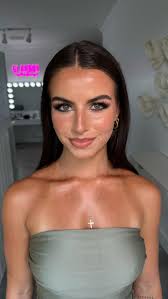 Good makeup doesn’t hide skin, it shows it off, Here’s why this glam hits  different:, •Skin was fully hydrated before makeup (no dry patches for  product to cling to), •Cream + powder layers balanced ...