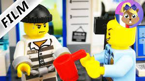 Résumé entier de l'histoire jusqu'à la fin. Film Lego En Francais Police Lego Le Nouveau Detenu Lego Story Youtube