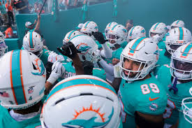 Dolphins 7-Round 2026 NFL Mock Draft: The Dolphins could choose to  double-dip on two major needs this April