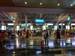 Hãng hàng không thay an ninh hàng không kiểm tra khai báo y tế của hành khách. San Bay Tan SÆ¡n Nháº¥t Chay Taxi Sau Bao Sá»' 9 Baogiaothong Vn
