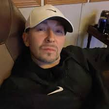 What is the purpose of the bottom loading method in tinting?