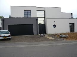 Les Couvertines La Maison Cube Crepi Maison Peinture Facade Maison Maison