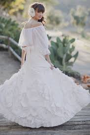 Mexican Style Wedding Dresses Spanish Bridal Fashion With Mexican Wedding Inspiration Papel Pic Mexican Wedding Dress Mexican Inspired Wedding Bridal Style