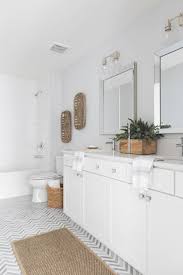 Traditional bathroom designs pictures ideas from hgtv hgtv. 25 Popular Transitional Bathroom Decor Ideas Digsdigs