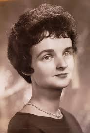 A great gathering of McNultys took place in Chicago this past weekend to  memorialize the wonderful Frances McNulty who passed away in March. There  were McNultys from different families and different cities --