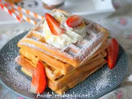 Elle caramélise avec les grains de sucre. Les Meilleures Recettes De Gaufres Et Gateaux