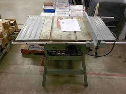 Table Saw Xl 10 Delta Table Saw Floyd St Location Price 200 00 Delta Table Saw Table Pallet Table