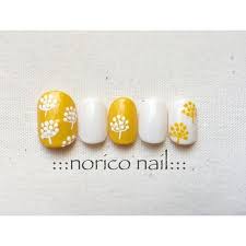 北欧ネイル ナチュラルかわいいデザインがたくさん 大人カワイイ北欧ネイルのデザイン集 page2 jocee 黄色ネイル 流行のネイル マニキュア