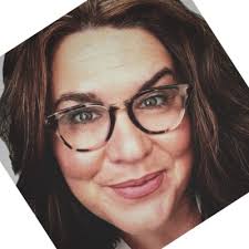 Tracy Dickens's Instagram, Twitter & Facebook