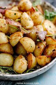 Spicy Small Potatoes Chinasichuanfood Com Small Potatoes Recipe Crispy Potatoes Asian Recipes