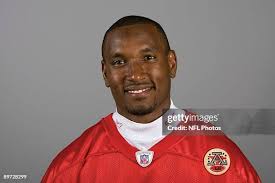 580 Bobby Ingram Photos & High Res Pictures