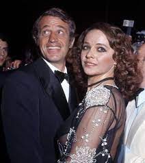 Italian actress laura antonelli was born laura antonaz on 28th november, 1941 in pula, istria, croatia and passed away on 22nd jun 2015 ladispoli, rome, lazio, italy aged 73. Laura Antonelli And Jean Paul Belmondo Famousfix
