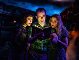 Tim burton's cult classic horror/comedy movie beetlejuice is becoming a broadway stage musical, some 30 years after its initial release. Achona Beetlejuice Beetlejuice Beetlejuice The Movie Vs The Musical