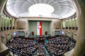 Obecnie sejm stanowi niższą izbą polskiego parlamentu. Historyczne Zdalne Posiedzenie I Glosowanie Sejmu Rp Dot Planu Antykryzysowego