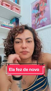 #tempestadedosul #seriebussula #brittainyccherry #books #fyp #foryoupage  #memeliterario #livrostiktok #leituradodia #famososdottk