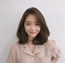 The wispy chopped haircut is the coolest short korean hairstyle. Flattering Short Hairstyle Ideas To Refresh Your Look In 2020 Girlstyle Singapore