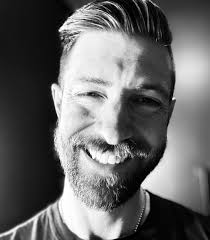 Josh Perlman of Giant is the MICHELIN Guide Chicago, 2023 Service Award  Winner