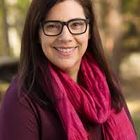 Mary Nucci's Instagram, Twitter & Facebook