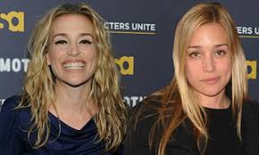 31 октября 1976, даллас, техас) — американская актриса. Coyote Ugly Star Piper Perabo Is Virtually Unrecognisable On The Red Carpet Daily Mail Online