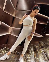 Georgiana Loredana Gavrila @Loredanag30 - Twitter Profile | TwStalker